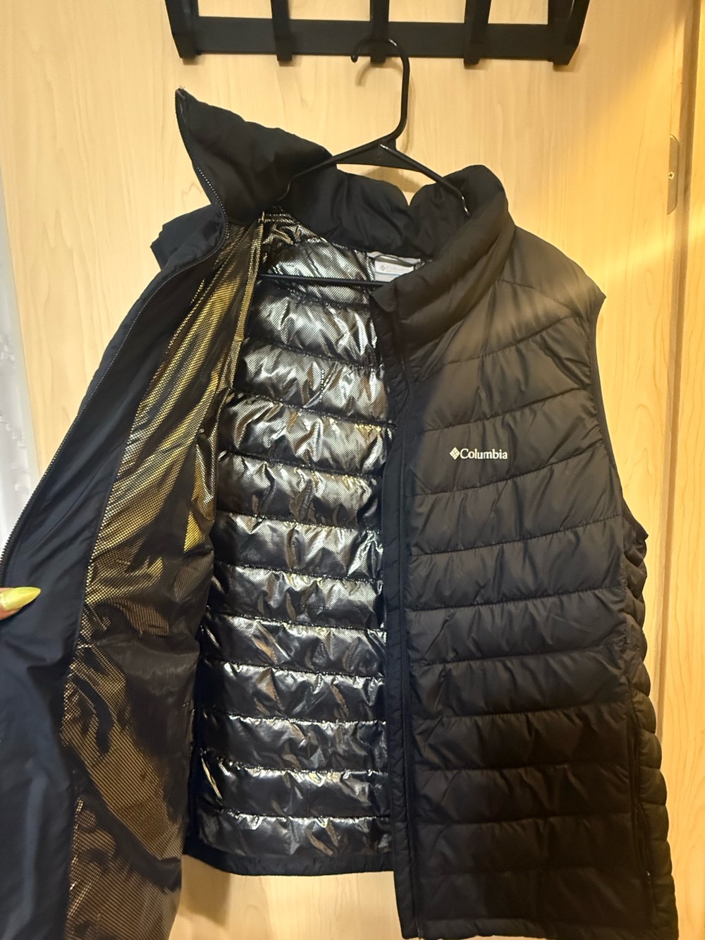 Columbia woman’s Omni heat vest